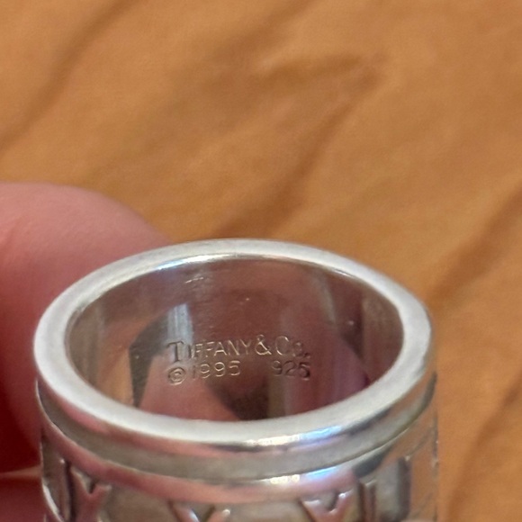 Tiffany & Co. 925 ‘Atlas’ Band Ring - 5.5 - Picture 2 of 4